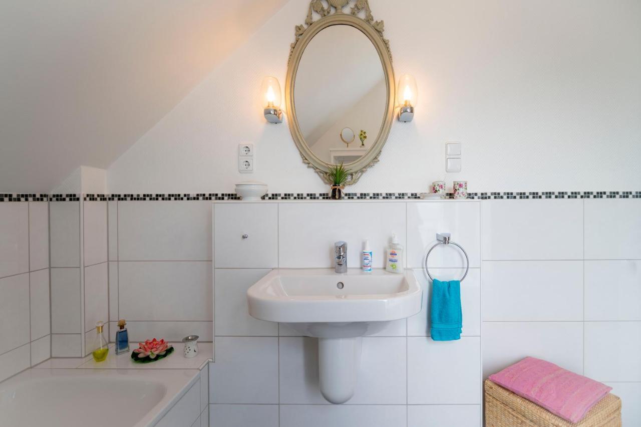 Helle Nichtraucherwohnung 69Qm Zwischen Koeln Und Duesseldorf Дормаґен Екстер'єр фото
